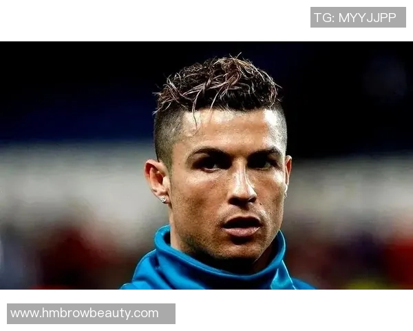 细数足坛男神级球星谁更帅气迷人球场内外风采全解析